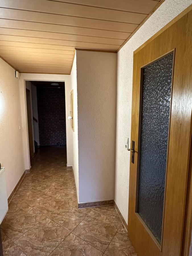 Pension „Haus 11“ Lauta Экстерьер фото
